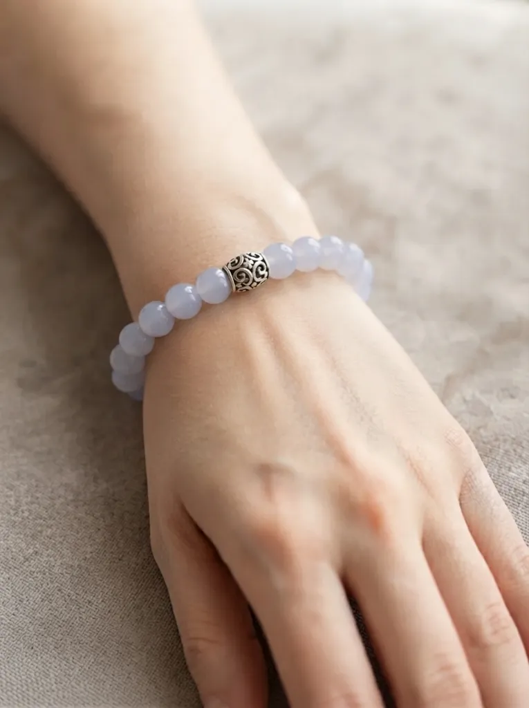 bracelet calcedoine bleu poigné.webp