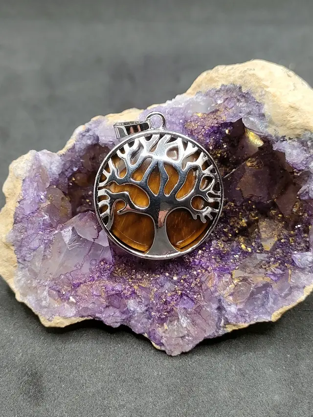 Pendentif en Œil du Tigre Arbre de Vie