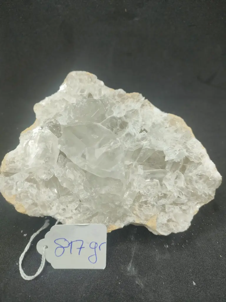 géode de quartz blanc