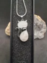 pendentif chat quartz blanc